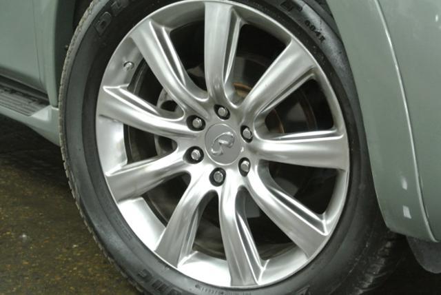 2011 Infiniti QX56 REG CAB Sportside 117.5 WB