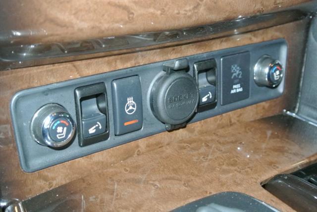 2011 Infiniti QX56 REG CAB Sportside 117.5 WB