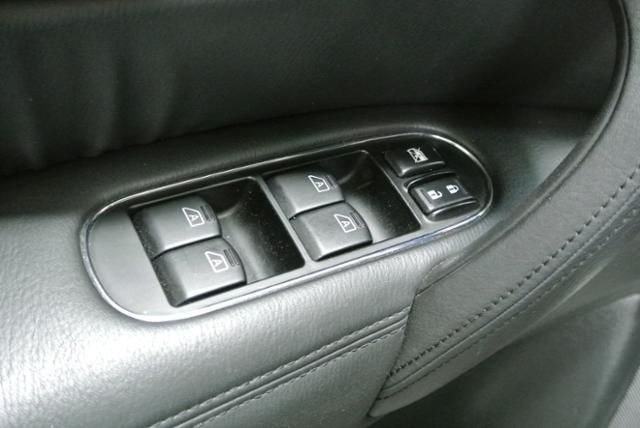 2011 Infiniti QX56 REG CAB Sportside 117.5 WB