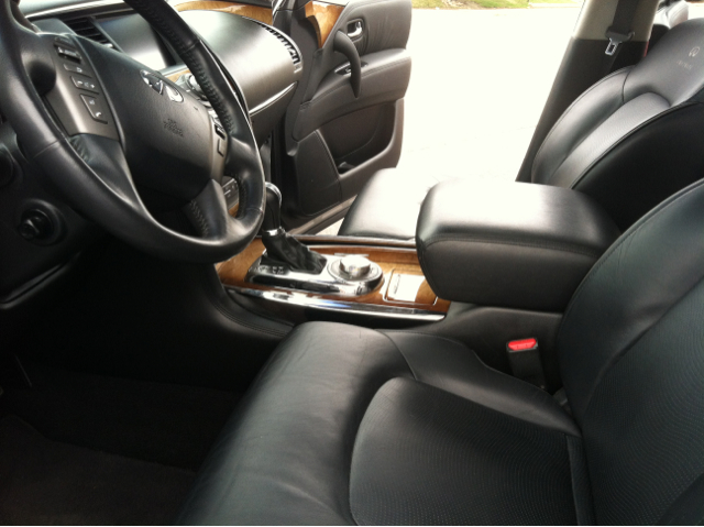 2011 Infiniti QX56 Unknown