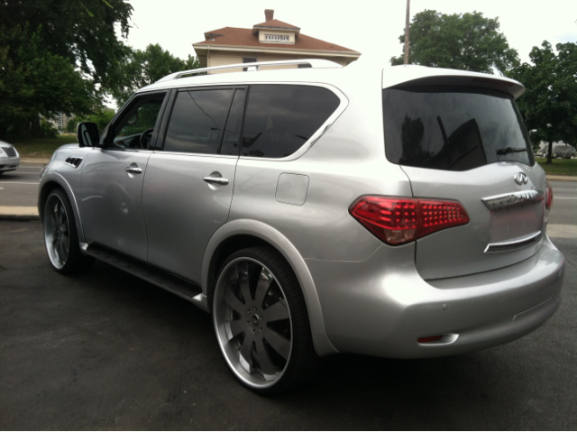 2011 Infiniti QX56 Unknown