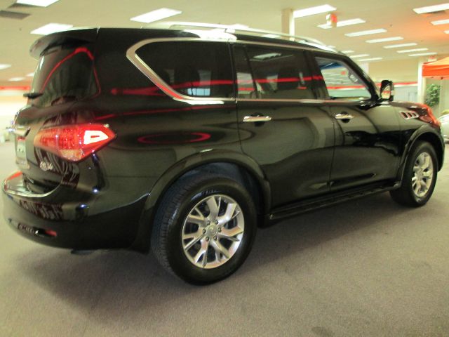 2013 Infiniti QX56 Ram 3500 Diesel 2-WD