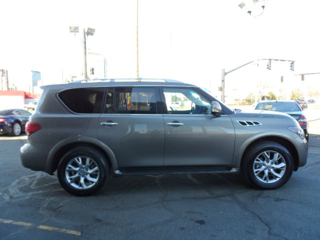 2013 Infiniti QX56 Ram 3500 Diesel 2-WD