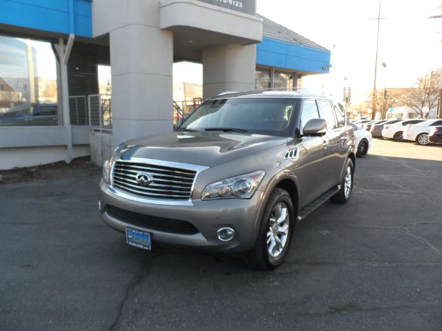 2013 Infiniti QX56 Ram 3500 Diesel 2-WD