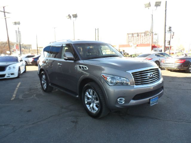 2013 Infiniti QX56 Ram 3500 Diesel 2-WD
