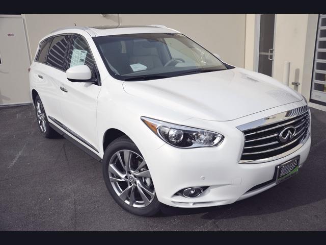 2014 Infiniti QX60 LS Flex Fuel 4x4 This Is One Of Our Best Bargains