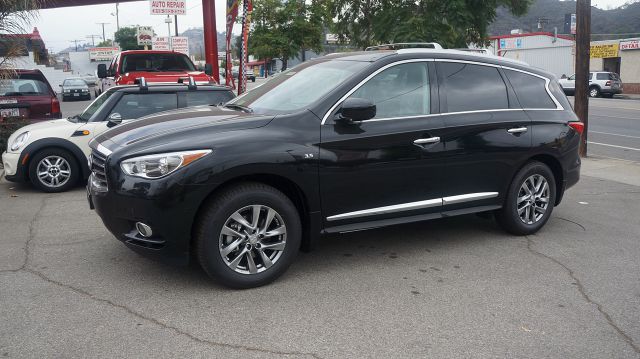 2014 Infiniti QX60 Running Boards, Chrome Bumpers