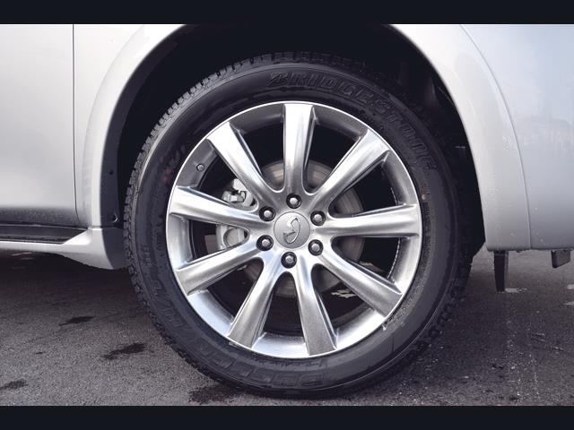 2014 Infiniti QX80 Unknown
