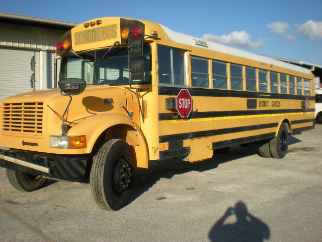 1996 International 3800 SX W/ 6 Month/6,0000 Warranty