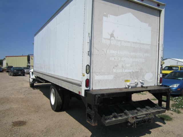 2004 International 4200 Unknown