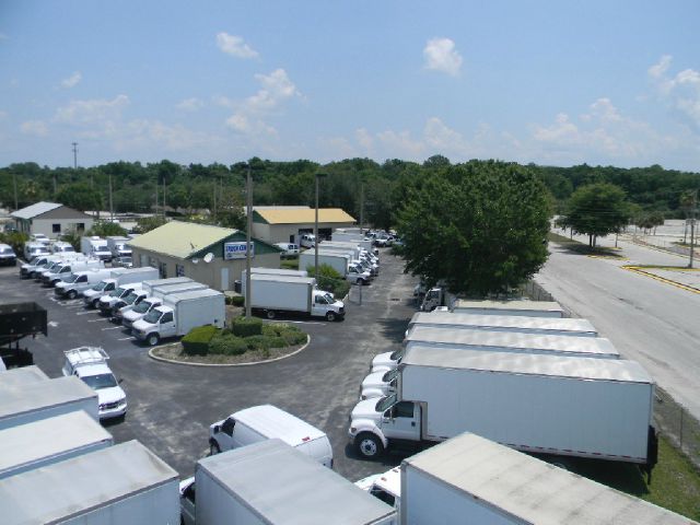 2005 International 4300 Unknown