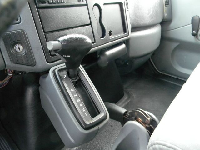 2005 International 4300 Unknown