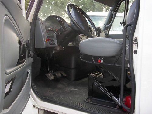 2006 International 4300 Unknown