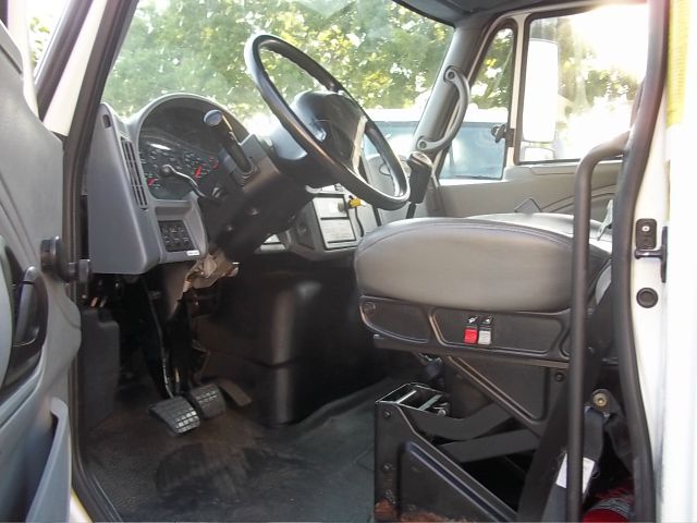 2007 International 4300 Unknown