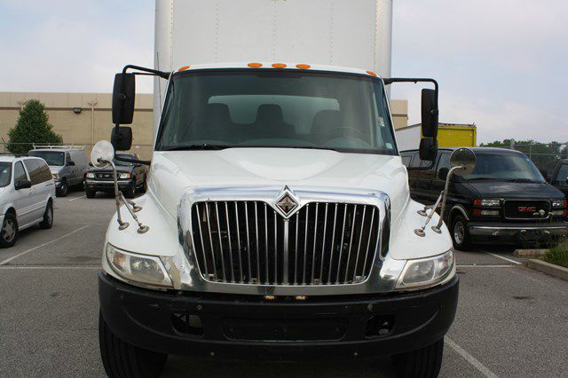 2002 International 4300 DT466 1996 Buick