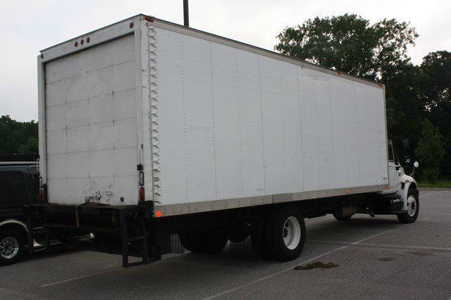 2002 International 4300 DT466 1996 Buick