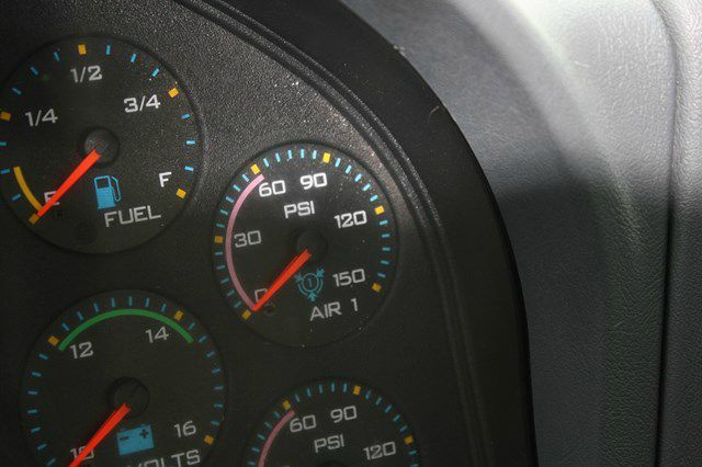 2002 International 4300 DT466 1996 Buick