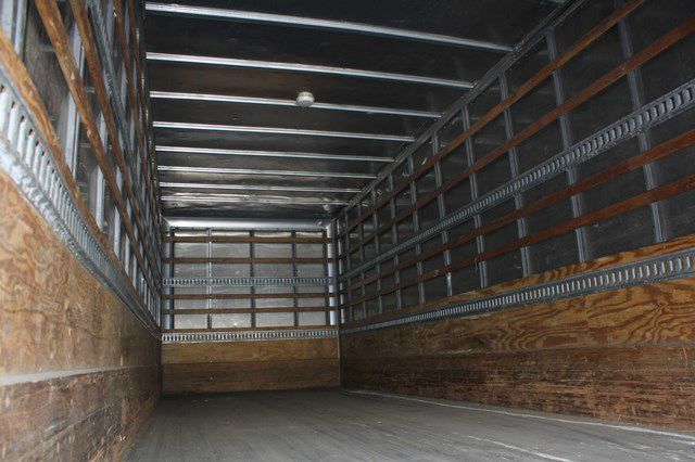 2002 International 4300 DT466 1996 Buick