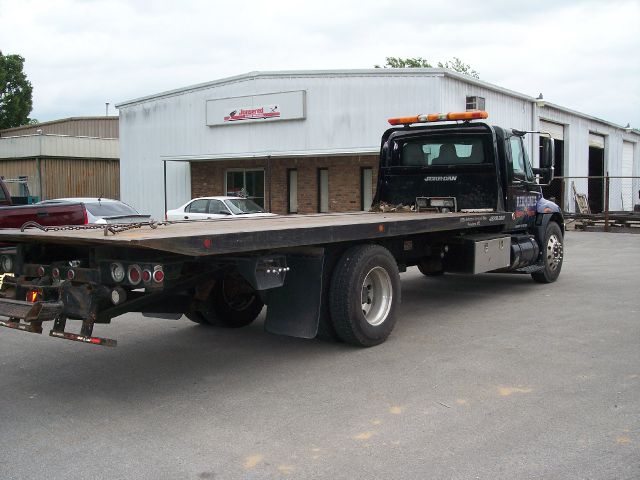 2005 International 4300 RollBack Unknown