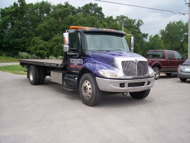 2005 International 4300 RollBack Unknown