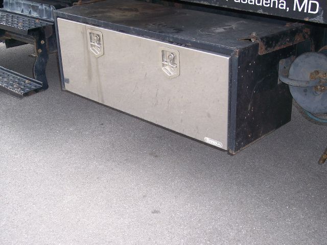 2005 International 4300 RollBack Unknown