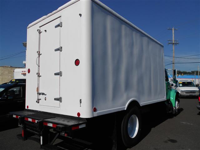 1996 International 4700 X Trail Rated