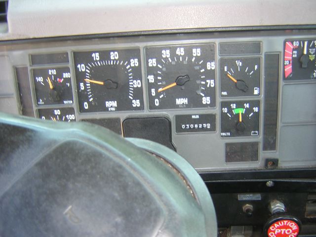 2000 International 4700 Unknown