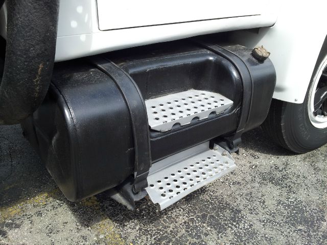 1991 International 4900 SLT Final Liquidation