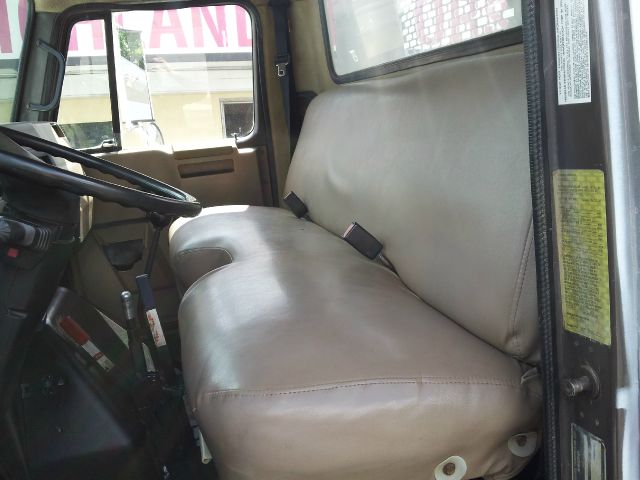 1991 International 4900 SLT Final Liquidation