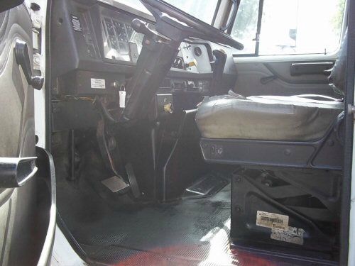 2001 International 4900 Unknown