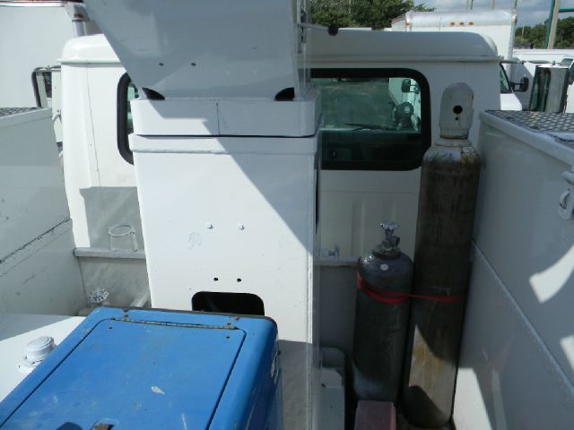 2001 International 4900 Unknown