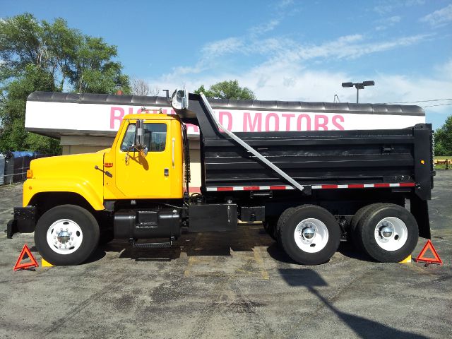 2002 International 4900 SLT Final Liquidation