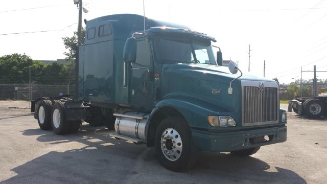 2014 International 9200 SLE WITH 3RD ROW