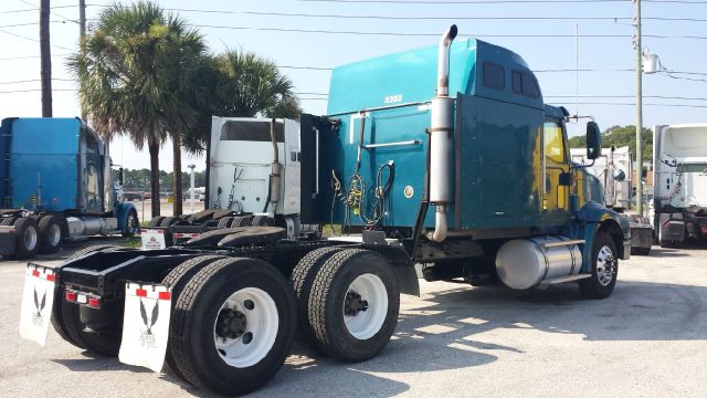 2014 International 9200 SLE WITH 3RD ROW