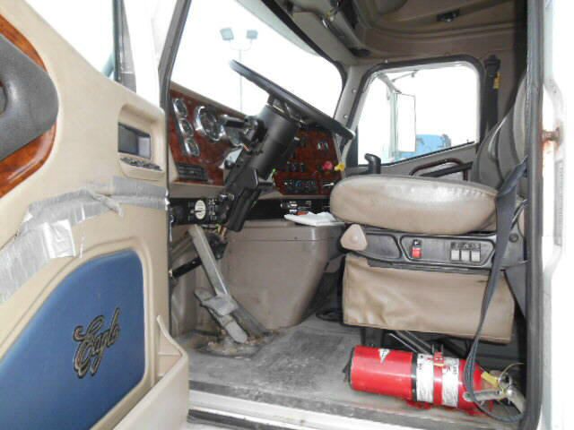 2005 International 9400 Unknown