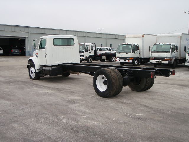 2001 International DT466E Unknown