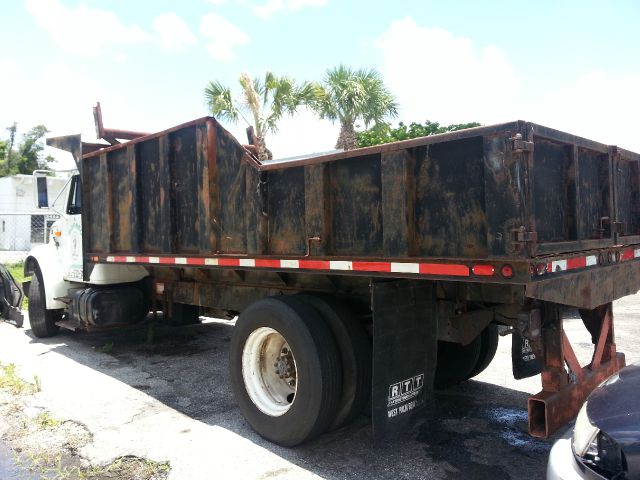 1995 International DT4700 Unknown