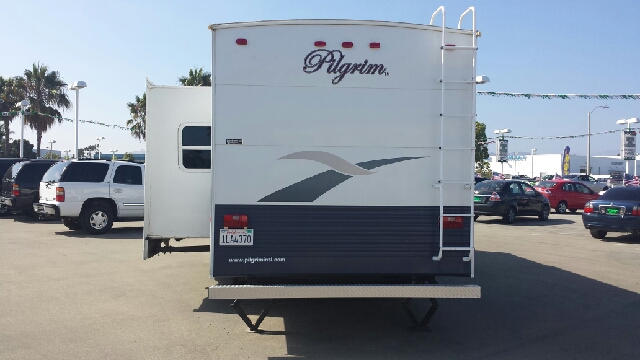 2005 International Pilgrim Unknown