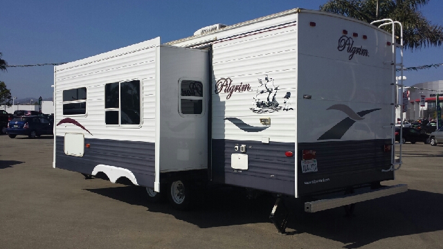 2005 International Pilgrim Unknown