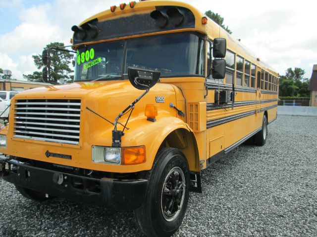 1995 International T444E Unknown