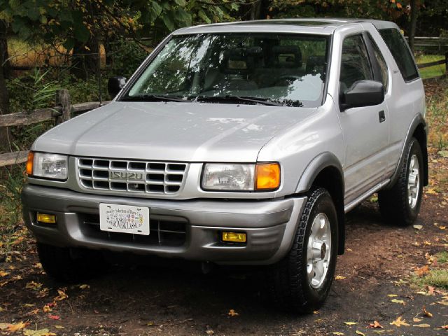1999 Isuzu Amigo 4DR SDN 3.7L FWD