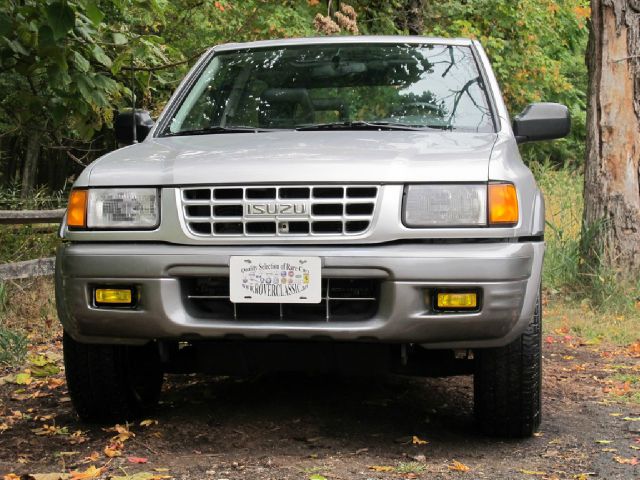 1999 Isuzu Amigo 4DR SDN 3.7L FWD