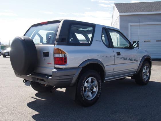 1999 Isuzu Amigo 4DR SDN 3.7L FWD