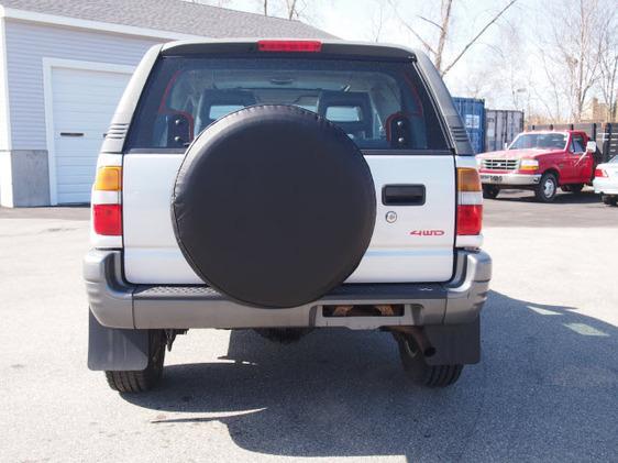 1999 Isuzu Amigo 4DR SDN 3.7L FWD