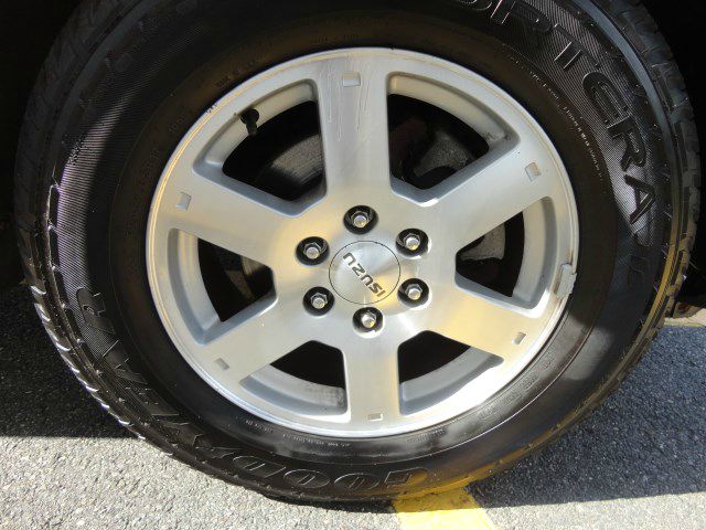 2005 Isuzu Ascender LTZ W/leathersunroof