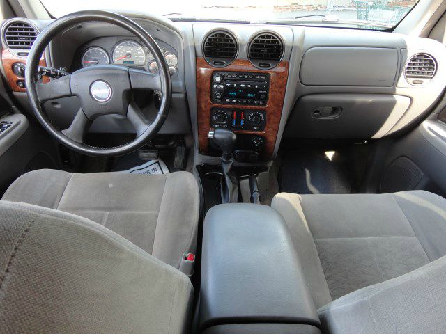 2005 Isuzu Ascender LTZ W/leathersunroof