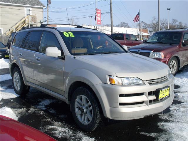 2002 Isuzu Axiom SW2