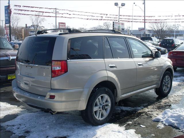 2002 Isuzu Axiom SW2