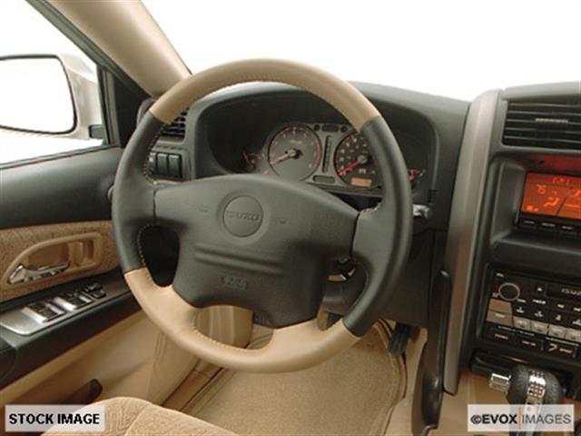 2002 Isuzu Axiom Unknown