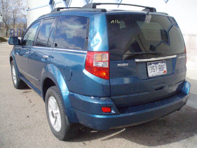 2002 Isuzu Axiom Limited